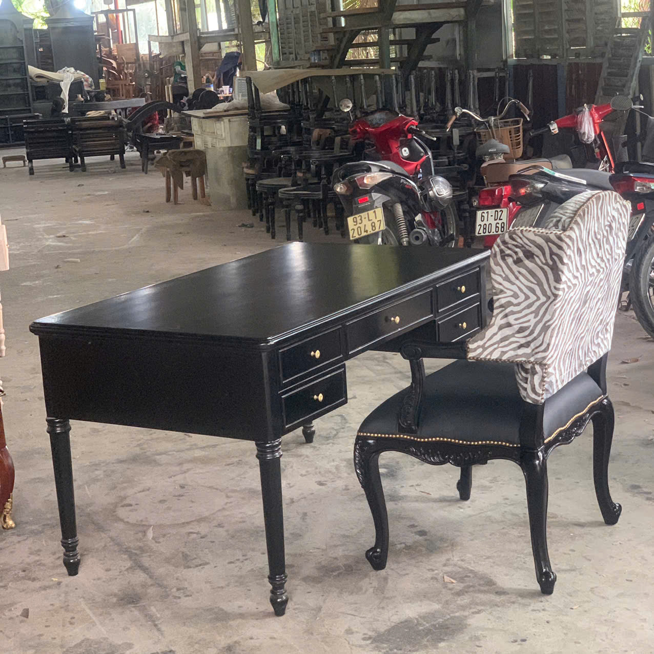 BỘ BÀN LÀM VIỆC PHONG CÁCH TÂN CỔ ĐIỂN